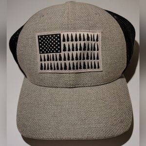 Columbia Gray and Black Pine Tree Flag Trucker Hat